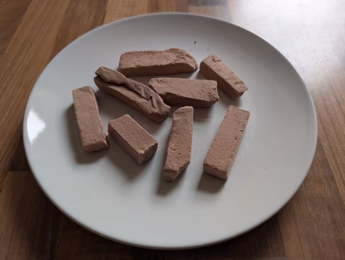 Star Candies - Freeze-dried chocolate ice cream blocks on a plate
